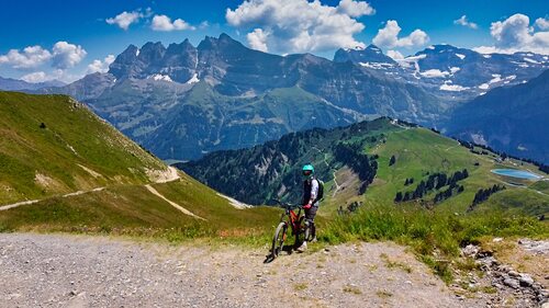 Carolyn-dents-du-midi-mountain-biking-for-fitness