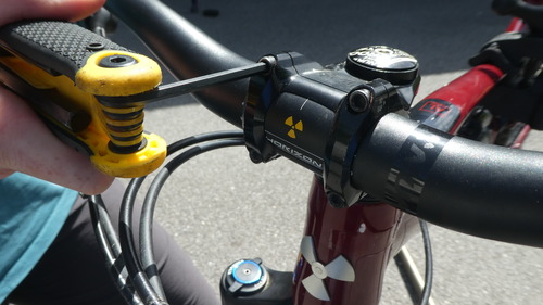 mountain bike maintenance- bolt tightening